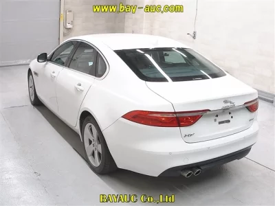 Jaguar XF SERIES
