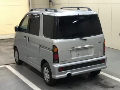 Daihatsu Atrai Wagon  с аукциона в Японии