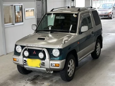 Mitsubishi PAJERO MINI