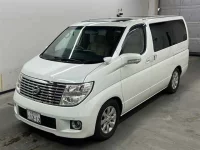 Nissan ELGRAND лот № 60011 оценка 4  с аукциона в Японии 3