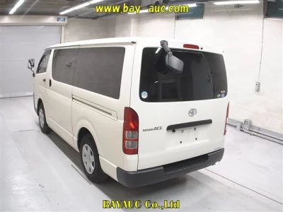 Toyota REGIUS ACE VAN