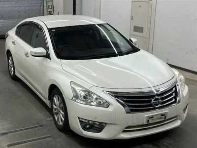 Nissan TEANA