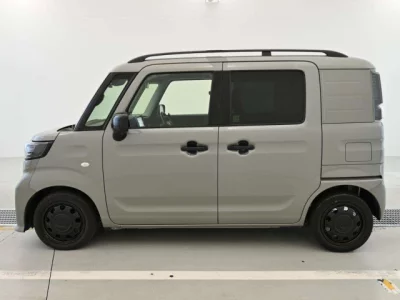 Suzuki SPACIA BASE