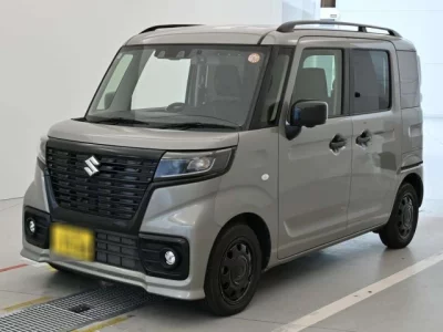 Suzuki SPACIA BASE