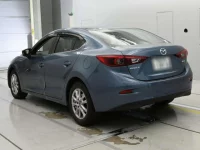 Mazda AXELA лот № 90372 оценка 3  с аукциона в Японии 5