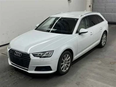 Audi A4  с аукциона в Японии