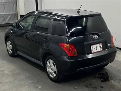 Toyota IST