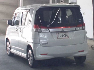 Mitsubishi DELICA D2