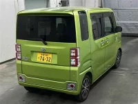 Toyota PIXIS MEGA лот № 400 оценка 3.5  с аукциона в Японии 4