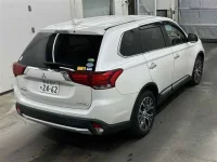 Mitsubishi OUTLANDER лот № 85108 оценка 4.5  с аукциона в Японии 4