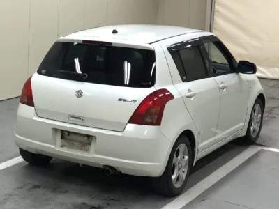 Suzuki SWIFT  с аукциона в Японии