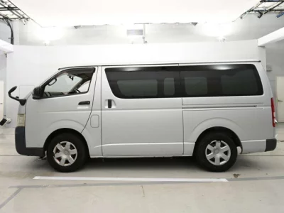 Toyota REGIUS ACE VAN