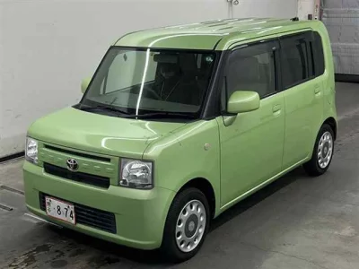 Toyota PIXIS SPACE