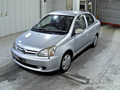 Toyota PLATZ