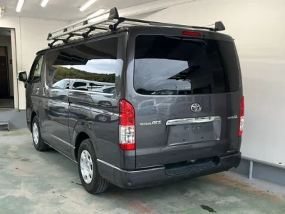 Toyota REGIUS ACE VAN