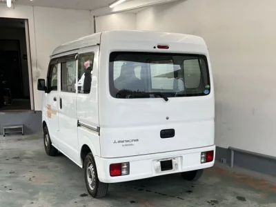 Mitsubishi MINICAB VAN