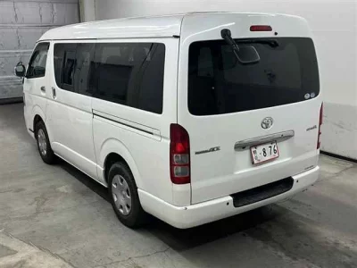 Toyota REGIUS ACE VAN