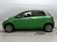 Toyota VITZ лот № 30288 оценка 3  с аукциона в Японии 3