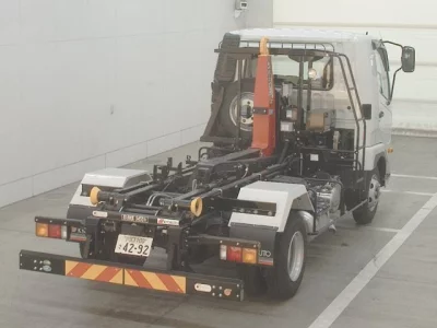 Mitsubishi FUSO FIGHTER