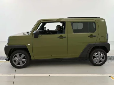 Daihatsu TAFT