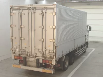 Mitsubishi FUSO FIGHTER