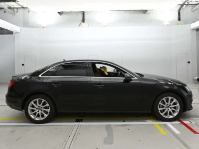 Audi A4  с аукциона в Японии