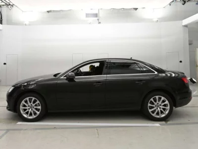 Audi A4  с аукциона в Японии