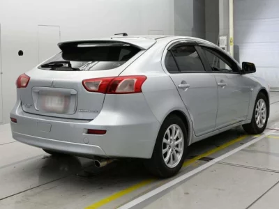 Mitsubishi GALANT FORTIS