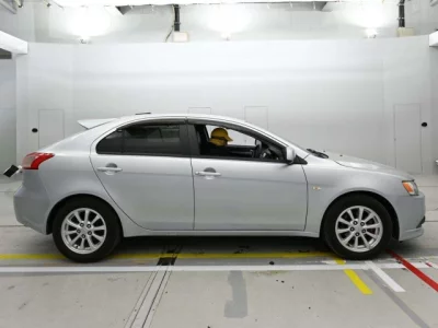 Mitsubishi GALANT FORTIS