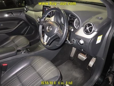 Mercedes-Benz B CLASS