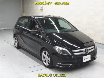 Mercedes-Benz B CLASS