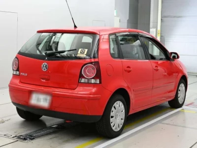 Volkswagen POLO  с аукциона в Японии