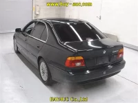 BMW 5-Series лот № 60404 оценка R  с аукциона в Японии 1