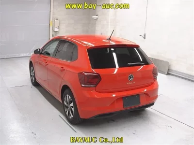 Volkswagen POLO  с аукциона в Японии