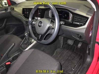 Volkswagen POLO  с аукциона в Японии