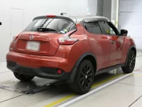 Nissan JUKE лот № 33382 оценка 4.5  с аукциона в Японии 1