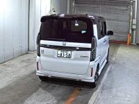 Honda N BOX лот № 3009 оценка 5  с аукциона в Японии 4