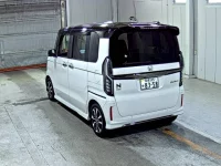 Honda N BOX лот № 3009 оценка 5  с аукциона в Японии 1