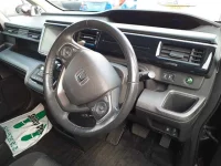 Honda STEP WAGON лот № 30345 оценка 4  с аукциона в Японии 8