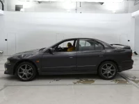 Mitsubishi GALANT лот № 90562 оценка 4  с аукциона в Японии 3