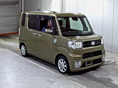 Daihatsu WAKE
