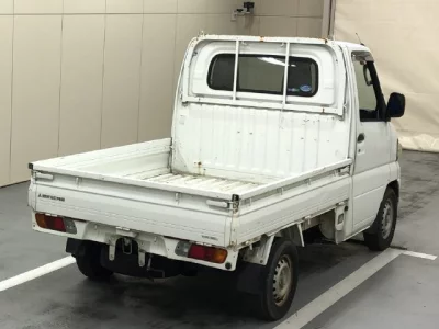 Mitsubishi MINICAB TRUCK