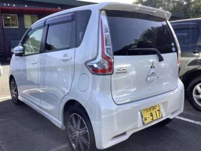 Mitsubishi EK CUSTOM