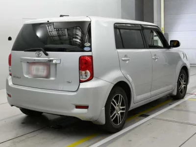 Toyota COROLLA RUMION  с аукциона в Японии