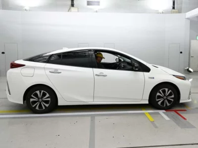 Toyota PRIUS PHV