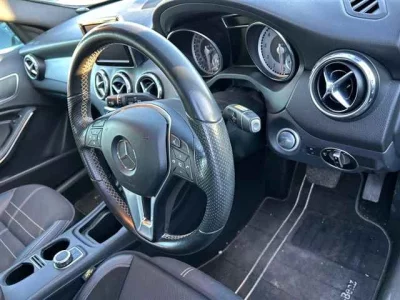 Mercedes-Benz GLA CLASS