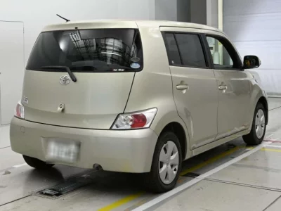 Toyota BB