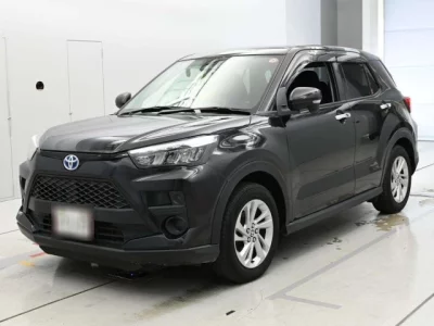 Toyota RAIZE  с аукциона в Японии