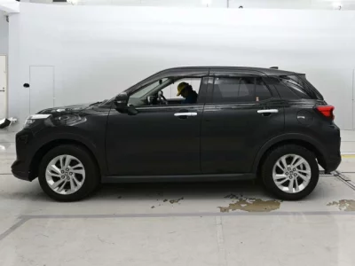 Toyota RAIZE  с аукциона в Японии