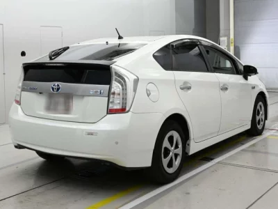 Toyota PRIUS PHV